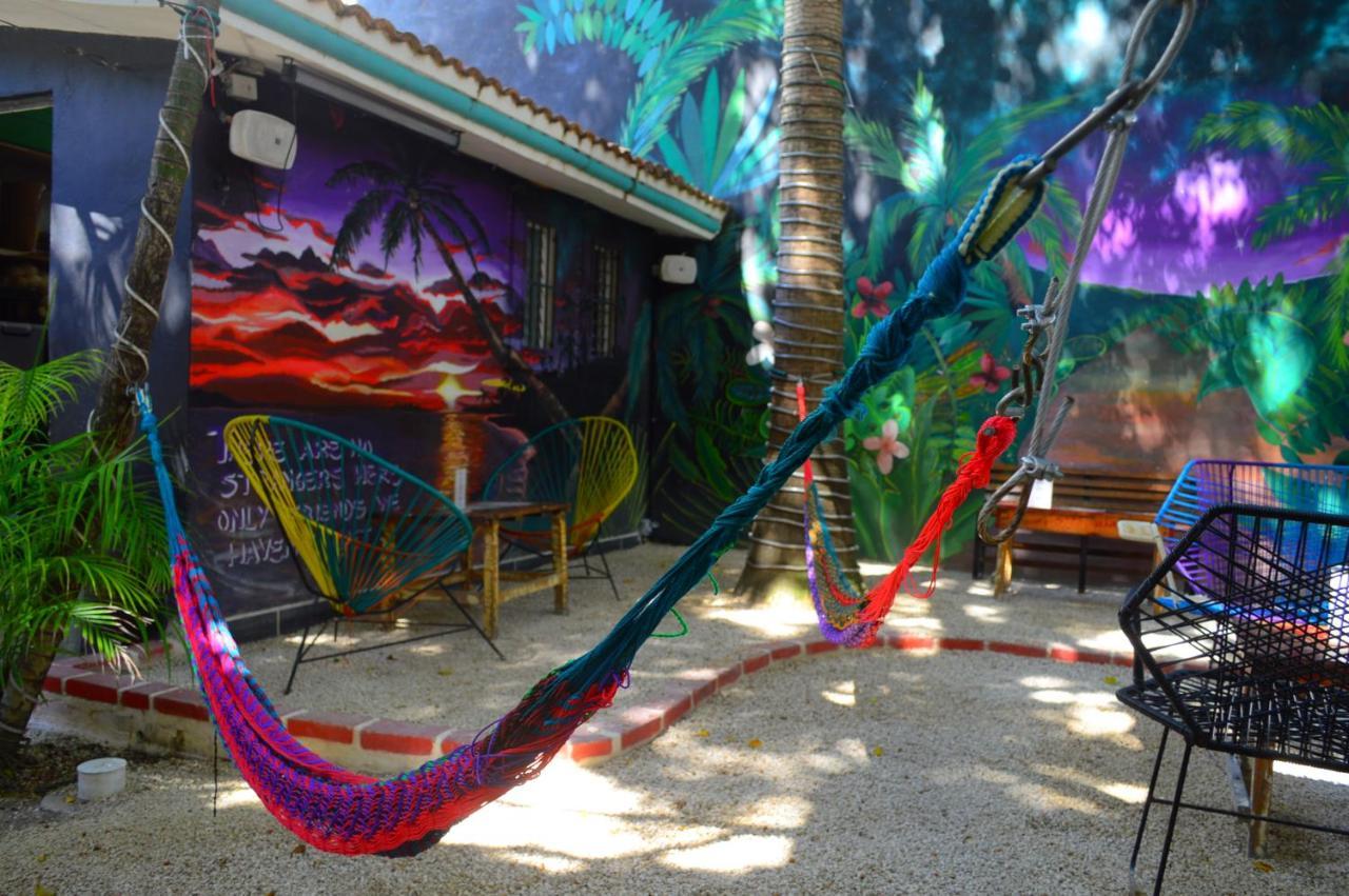 The Yak Hostel Playa del Carmen Luaran gambar